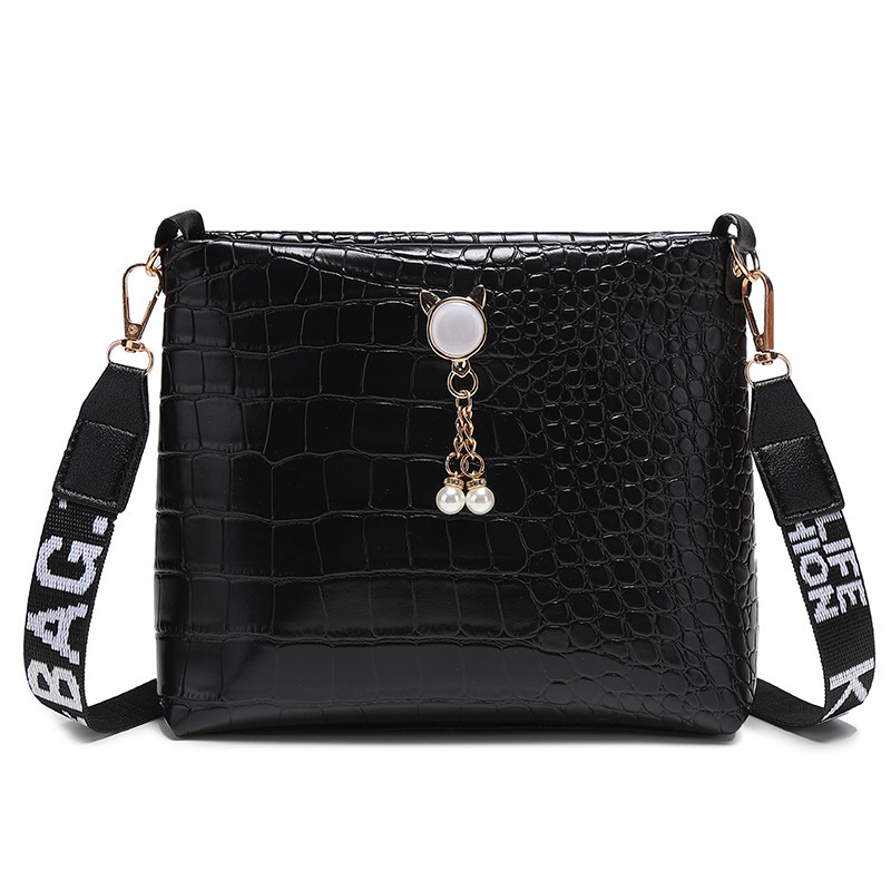 Women's Body New Korean Version Crocodile Pattern Pearl Cat Head Decoration Fashion Bucket Bag - view 6