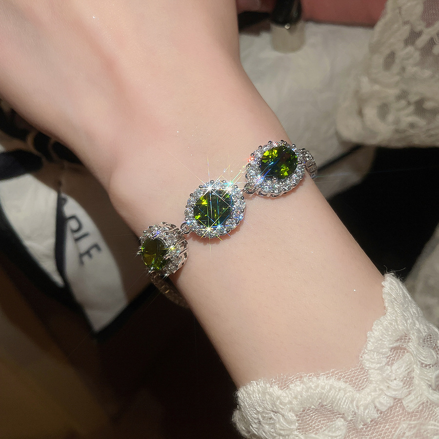 Dopamine Zircon Oval Bracelet for Women, Light Luxury High-End Fashionable European and American Style Unique Personalized Jewelry - view 6