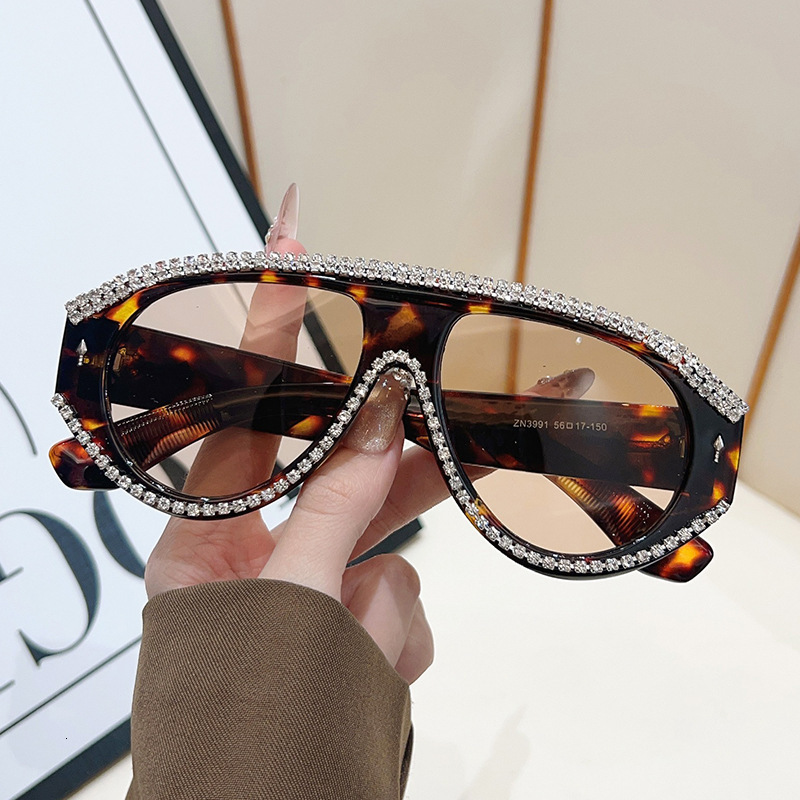 2026 New Diamond-Studded Sunglasses, European And American Style, Unique Large Frame, Handmade With Diamond Accents, Novelty Hip-Hop Sunglasses For