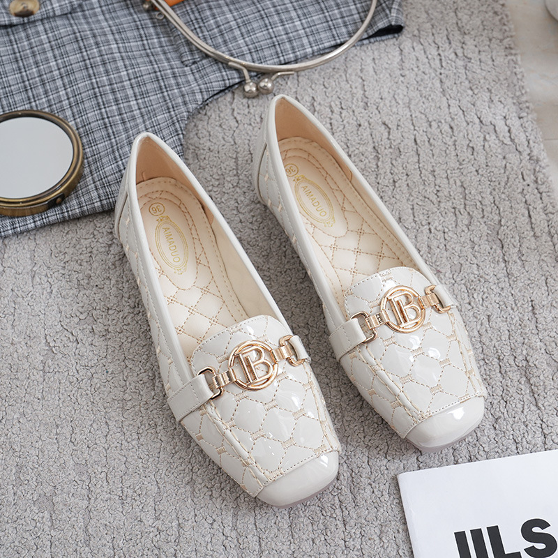 Free Shipping Luxury Casual Shoes Women's B Buckle Square Toe Flat Leather Shoes, Soft Patent Flats with Embroidery Size 33-43 - view 9