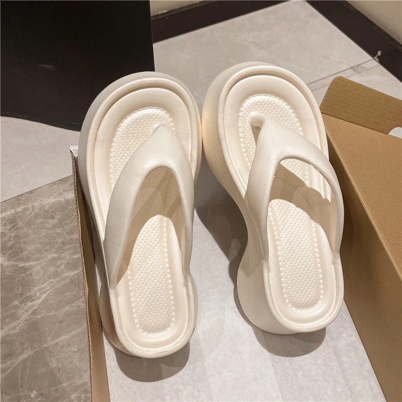 Ladies Thick-Soled Flip-Flops Summer Outdoor Footwear Featuring a Robust Sole And Comfortable Cushioning - for 2026 Styli 260626 - view 5