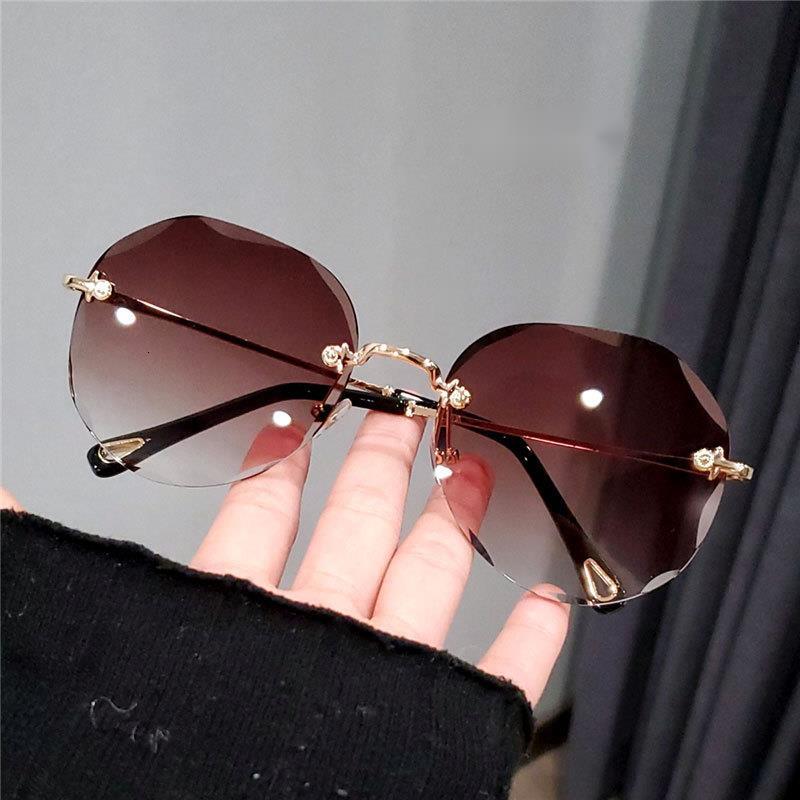 Women's Sunglasses Cut-Edge UV Protection Asymmetrical Popular Trendy Sunshade GlassesWomen's Sunglasses New Model Frameless For Driving Tra - view 7