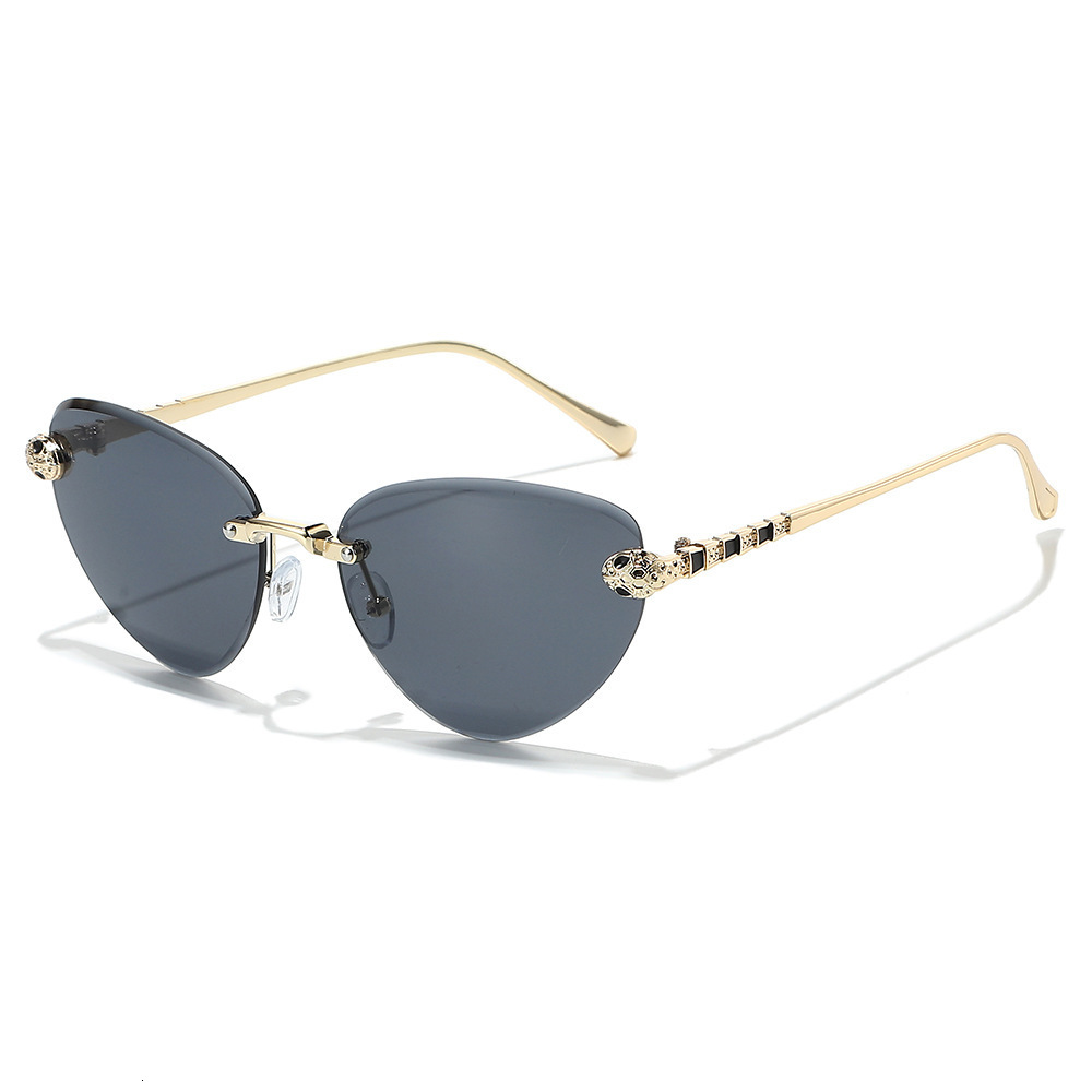 2026 New Cat-Eye Fashion European And American Style Personalized Rimless Ins Fox Triangle Sunglasses For Women - view 3