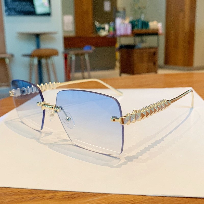 2026 Designer's New Metal Square Sunglasses For Women With A High-end Feel Studded Leg Cards Instagram Luxury Style Frameless Sunglasses Casual A - view 6