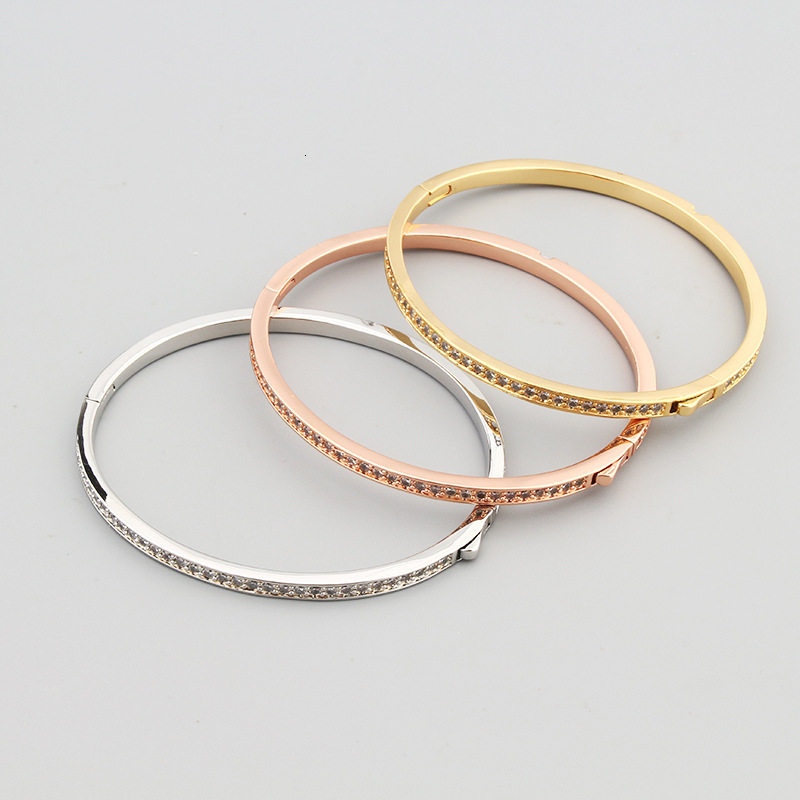 Bracelet European And American Style Elegant Light Luxury Copper Electroplated Two-Tone Women's Bracelet With Spring Clasp Wholesale Dropshipping - view 3