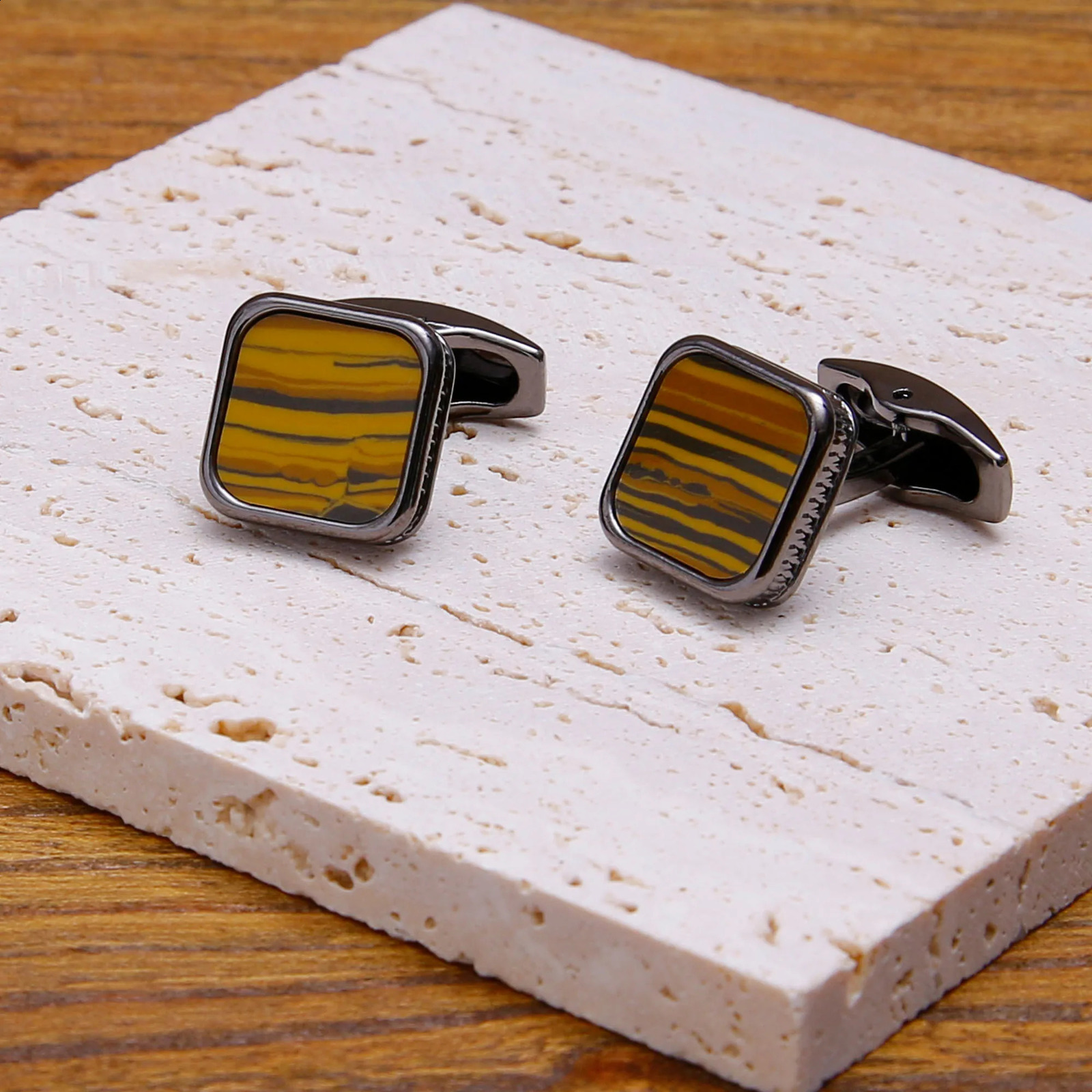 TOMYE Square Tiger Eye Pattern Cufflinks Alloy Metal Cuff Links for Mens Dress Shirts Business Wedding Party Gift 260626 - view 4