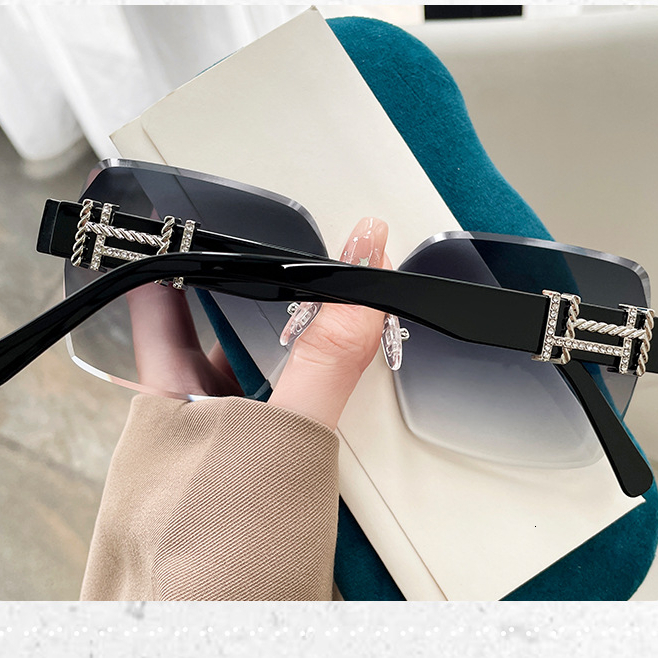 2026 Designer's New Niche Luxury Personalized Casual Versatile Frameless Diamond Trimmed H-letter Diamond Inlaid Women's Sunglasses UV Resis - view 7