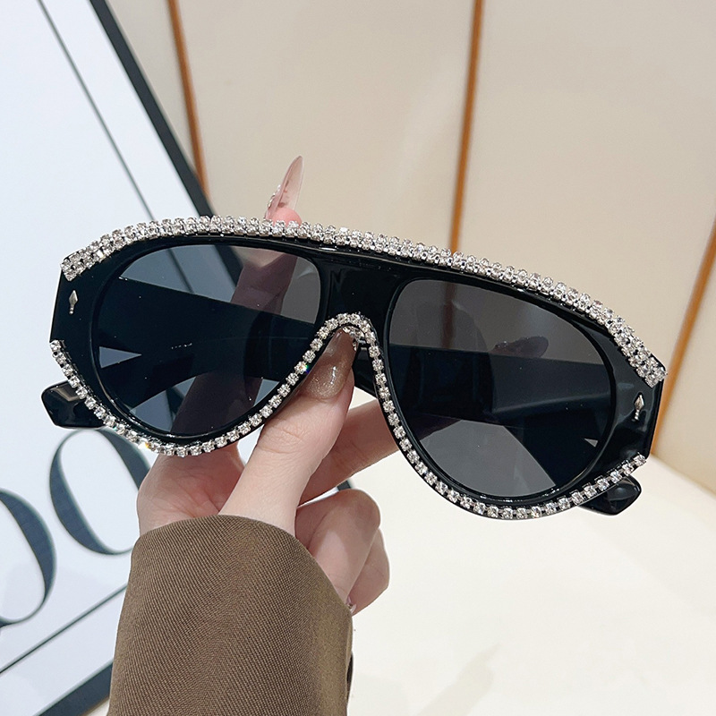 2026 New Diamond-Studded Sunglasses, European And American Style, Unique Large Frame, Handmade With Diamond Accents, Novelty Hip-Hop Sunglasses For - view 3