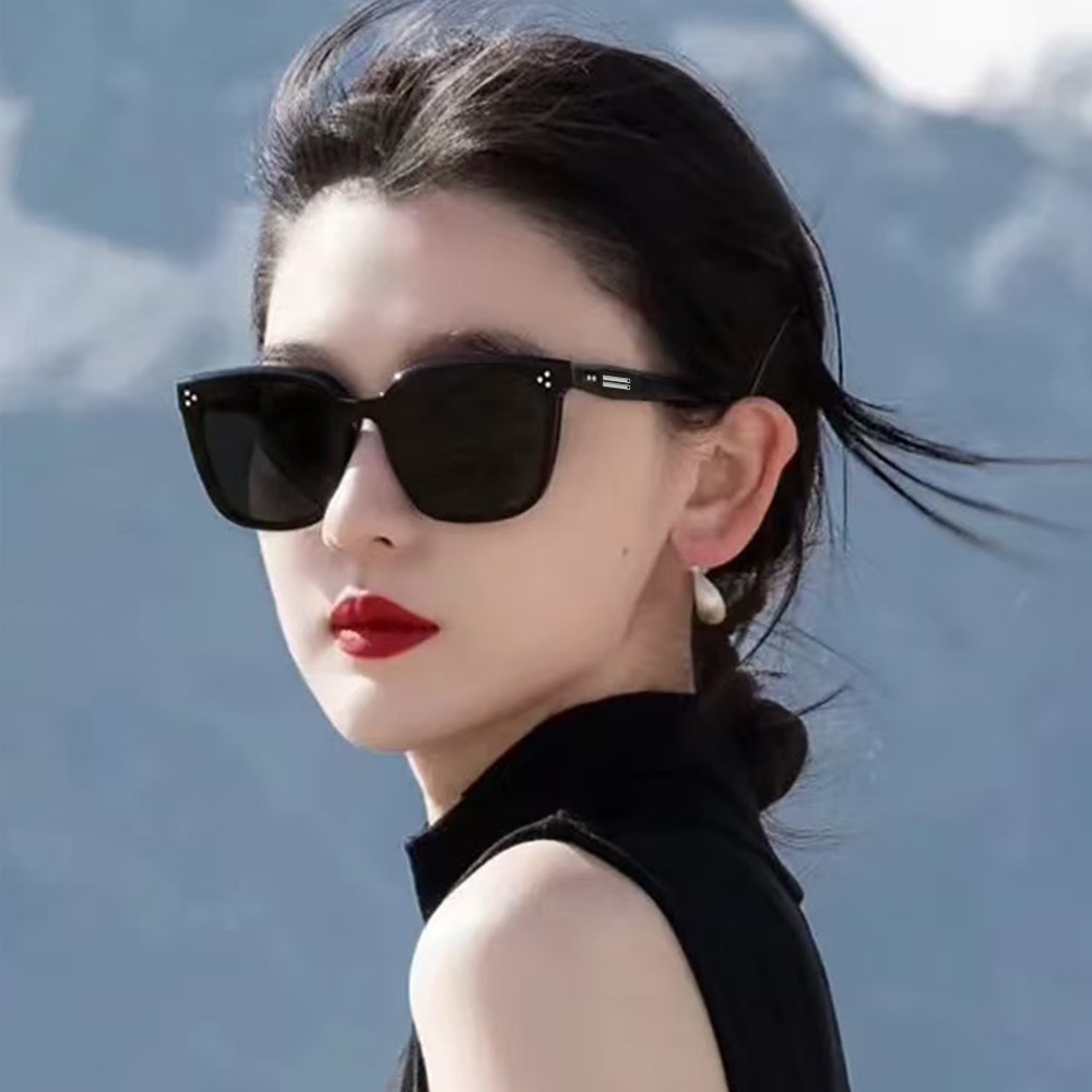 New GM Tea Color Sunglasses for Women and Men, UV Protection, Fashionable Polarized Glasses, High-End Ins Style wholesale - view 3