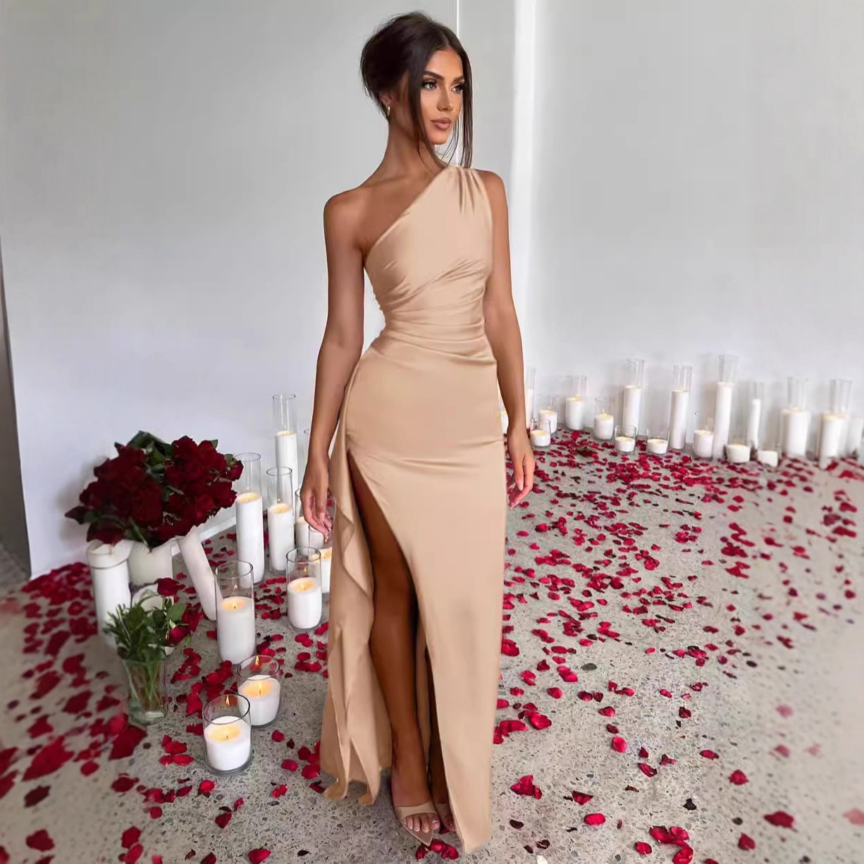 2025 One-shoulder Gathered Slit Sexy Short-sleeve Satin Dress Summer Elegant