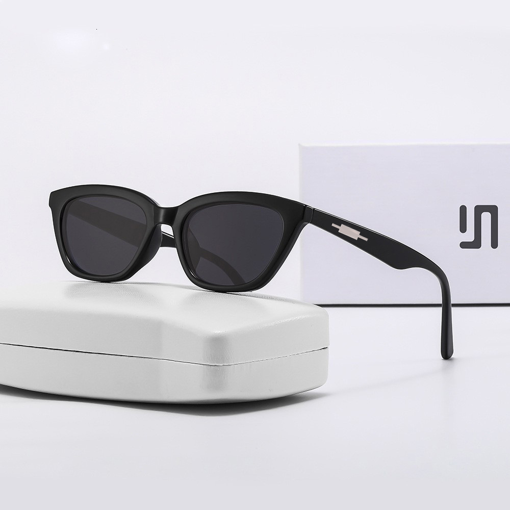 New Triangular Cat-Eye GM for Men, High-End Retro Internet Celebrity UV-Protective Women's Sunglasses wholesale - view 6