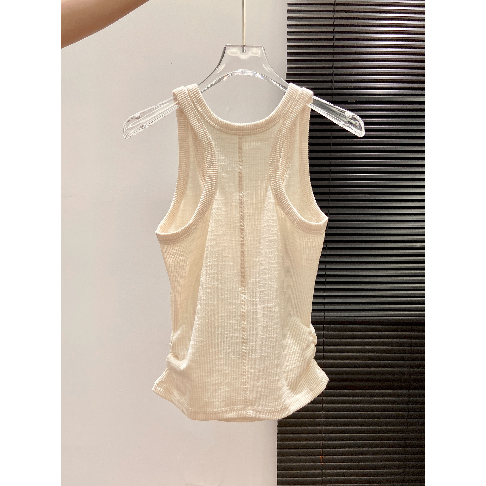 Stylish Gradient Orchid Print Camisole For Women, Summer Outerwear, Anti-Exposure, Slim-Fit, With A Racerback Design Sleeveless Top Sexy Suspenders - view 5