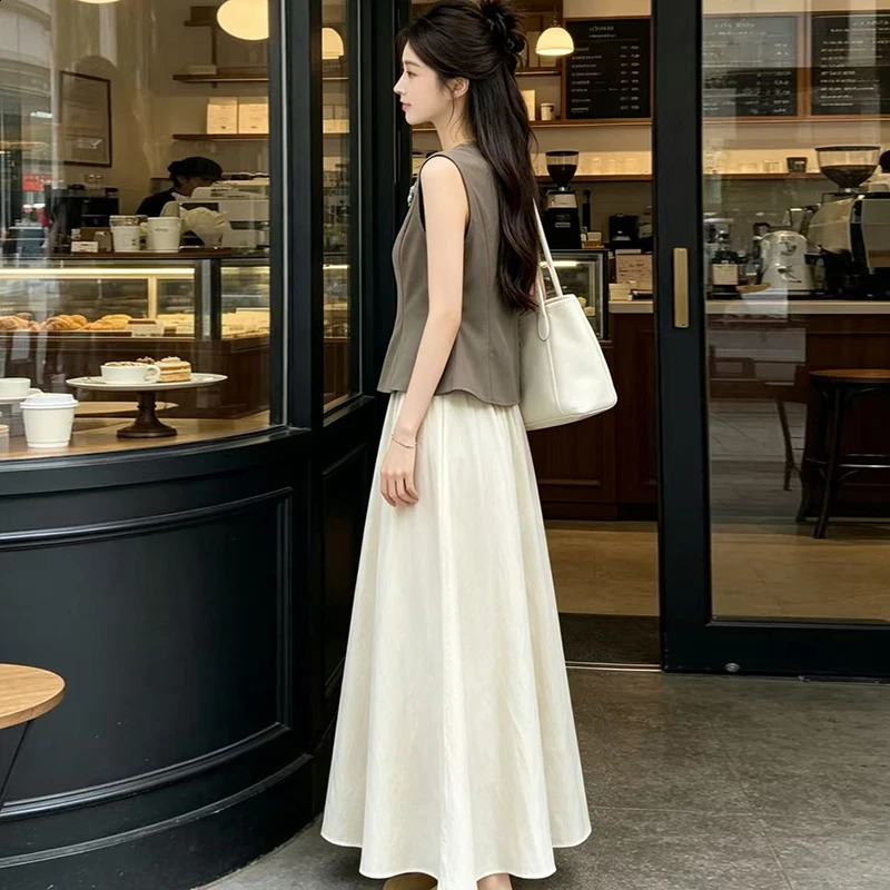 2026 Summer Gentle Flower Waist Cinching Vest Skirts Sets for Women Korean Loose Tshirt Dress Slim Fit and Slimming Tops 260625 - view 3