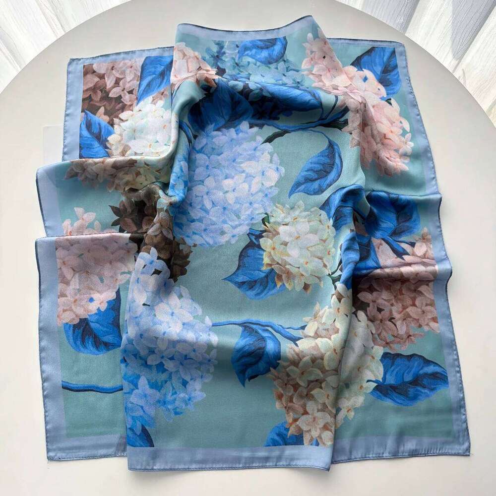 Fashion Square Silk Scarf Women Hairband Oil Printed Small Satin Shawls Foulard Neckerchief Female Headbands Bandana 26Y06226 - view 6