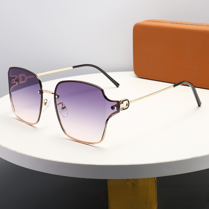 Designer's New Niche Luxury Casual Fashion Versatile Ins Bending Sunglasses With Sun Protection And UV Protection Big Face Slimming Internet Famo