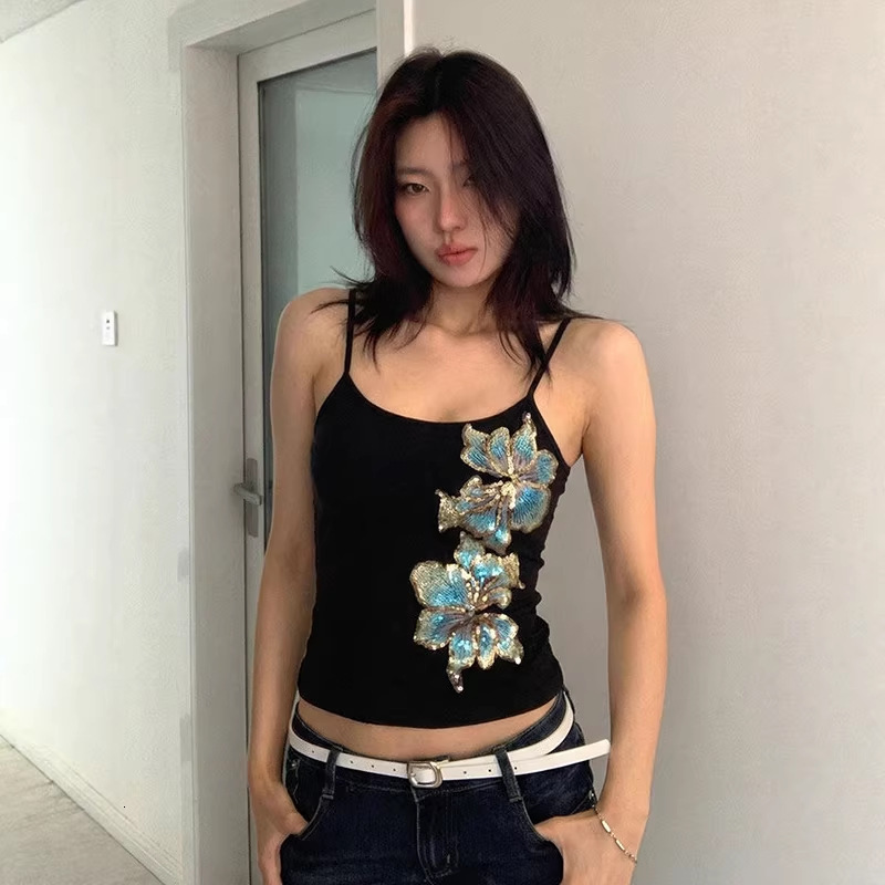 Womens Halter Camisole Top Womens Sequin Floral Slim Fit Chic Versatile Hot Girl Thin Tank For Women Daily Summer Party Beach Outfits