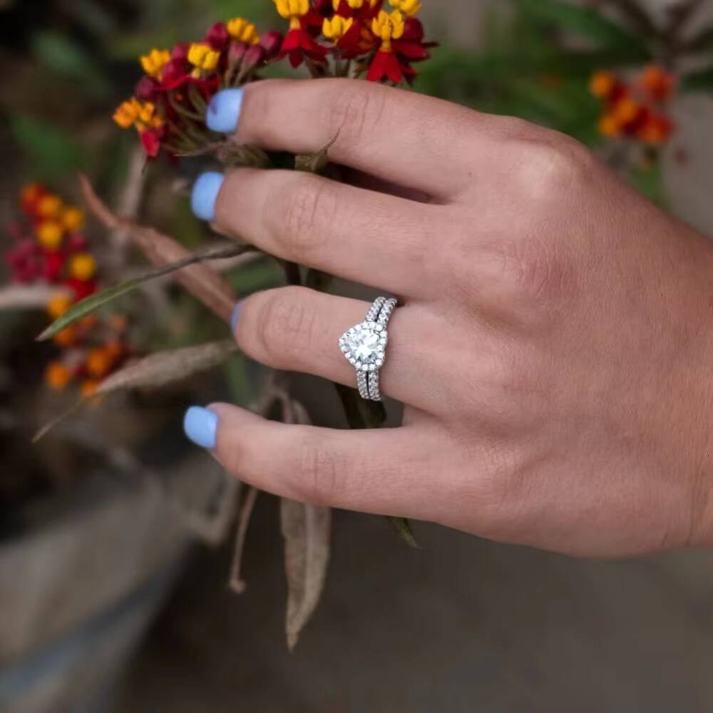 Sun Star Silver Jewelry Exquisite Pave halo Cubic Moissanite 925 Sterling Silver Romantic Heart Cut Diamond Weeding Engagement Rings - view 6