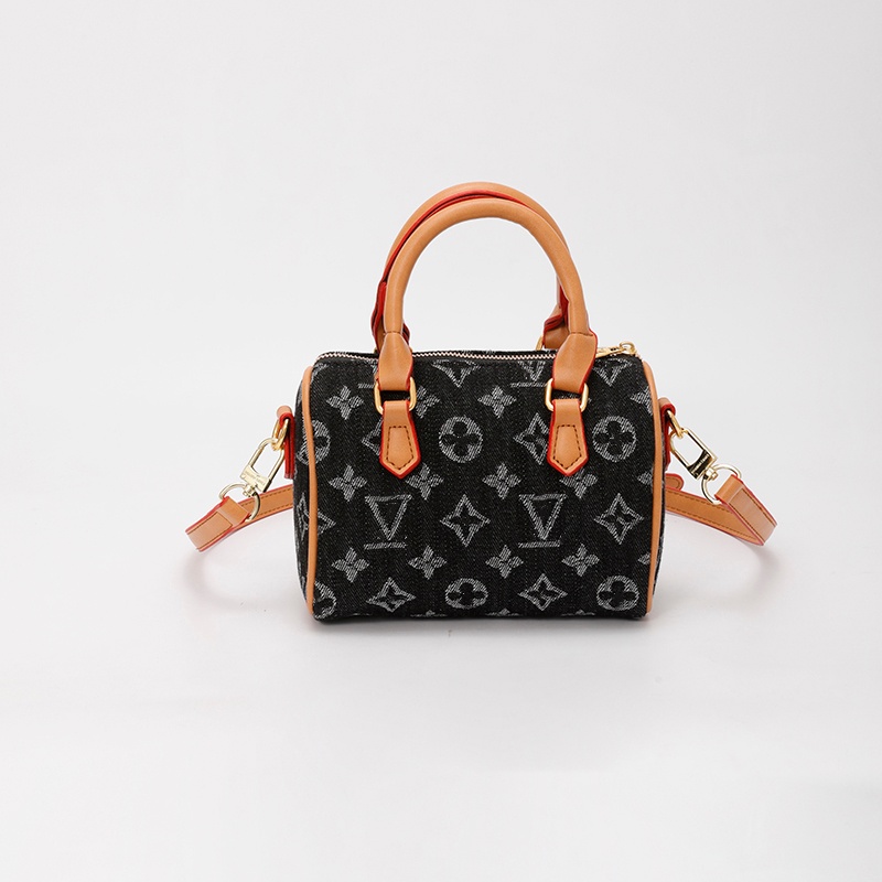 2026s New Women's Handbag Fashion Letter Printed Design Versatile Portable Shoulder Bag Crossbody Bag Free Shipping 913AE
