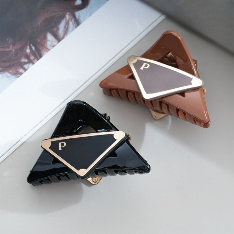 Luxurious Letter-shaped Hairpin Accessories Trendy Korean-style Hairpins Alloy Shark-shaped Hairpins