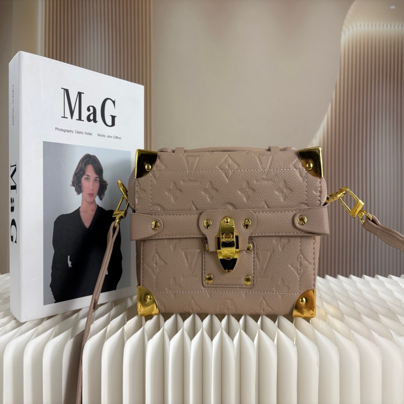 hot Free delivery Fashionable handbag with premium texture fashionable commuting and leisure shoulder crossbody bag fashion bag 915CY