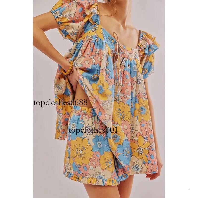 Combhasaki Women Y2K Floral Print 2Pcs Outfits Set Bow Tied Square Neck Puff Sleeve Loose Babydoll Tops+Ruffle Drawstring Shorts