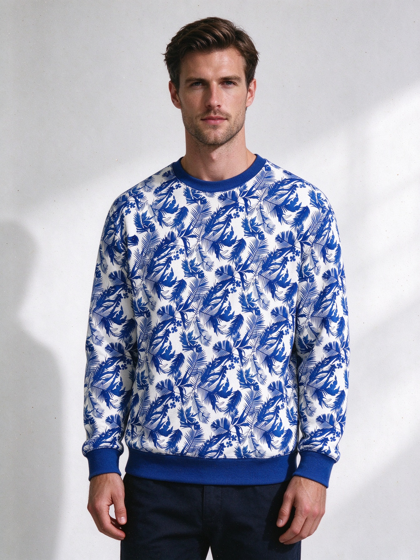 Men's Casual Long Sleeve Sweater with Rounded Collar for Fall - view 8