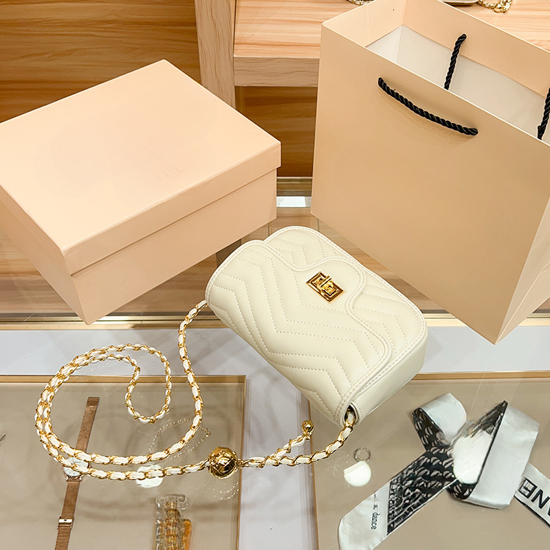 Real leather small golden ball diamond grid chain bag women's single shoulder crossbody small square bag 2025 spring/summer new fashion trend - view 3