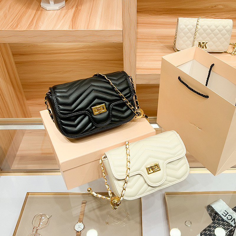 Real leather small golden ball diamond grid chain bag women's single shoulder crossbody small square bag 2025 spring/summer new fashion trend - view 5