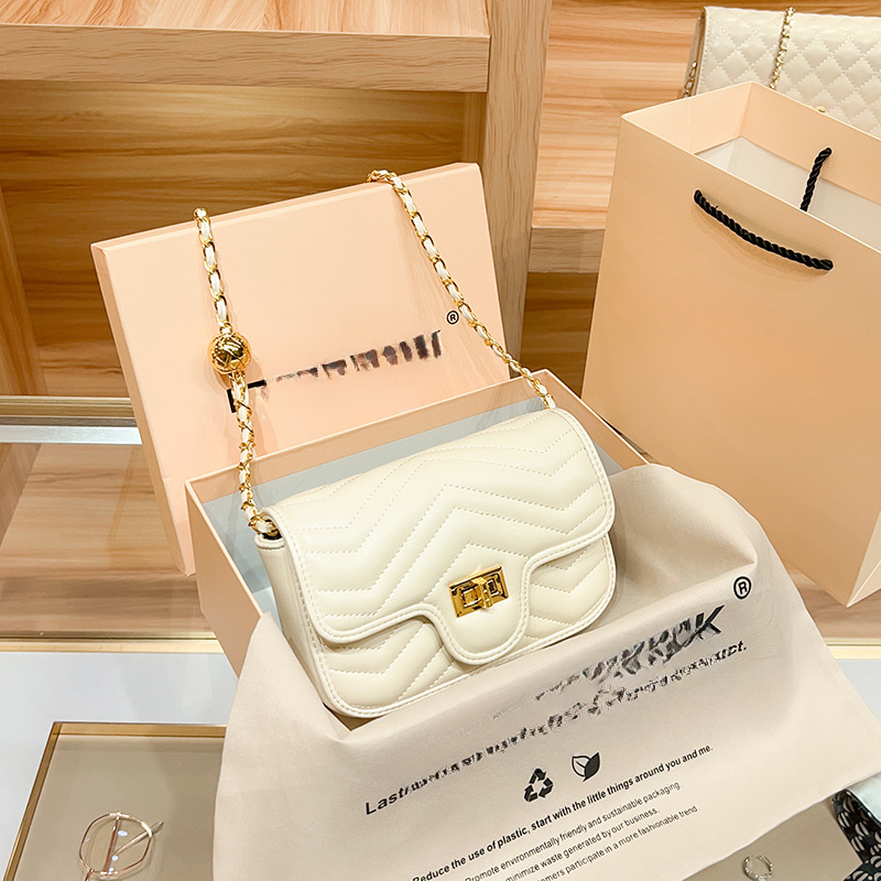 Real leather small golden ball diamond grid chain bag women's single shoulder crossbody small square bag 2025 spring/summer new fashion trend - view 4