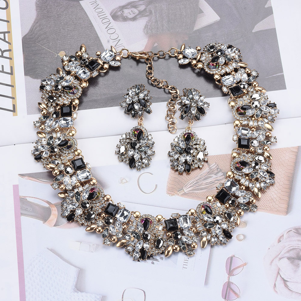 Chokers Green Crystal Rhinestone Large Collar Big Choker Necklace Women Statement Indian Necklace Jewelry 230921 - view 6