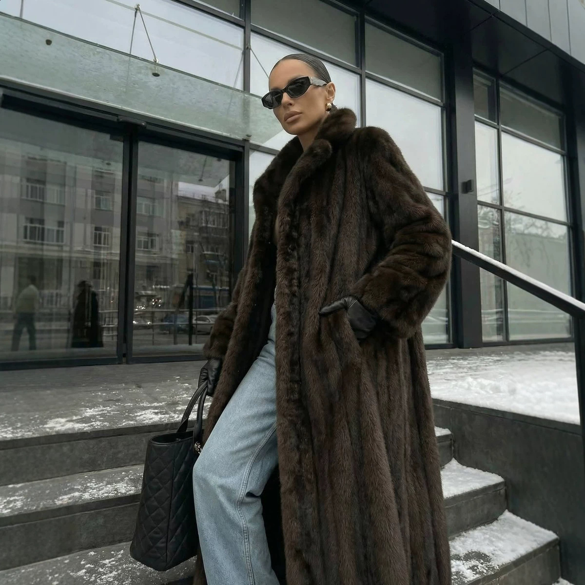 Fashion Brown Faux Fur Overcoat Women Chic Lapel Long Sleeve Fluffy Coat Lady Winter Thicken Warm Highstreet Outerwear 251129 - view 3