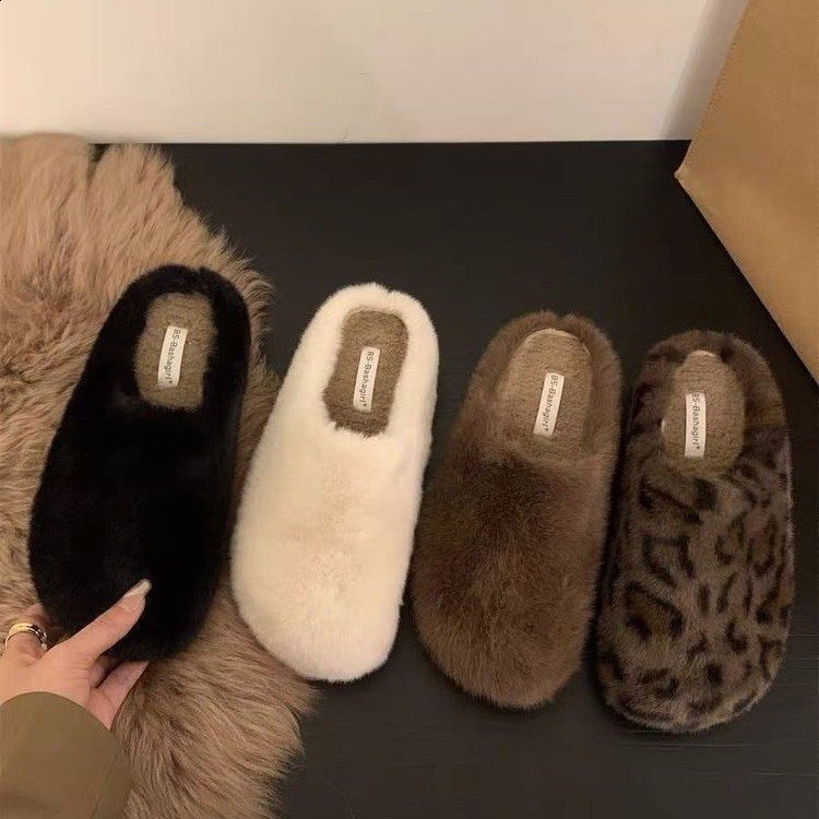 Fashion 100 Real Mink Fur Womens Mules Slippers Plush Comfortable Flat Clogs Sandals Outdoor Slides Home Shoes For Woman 250915