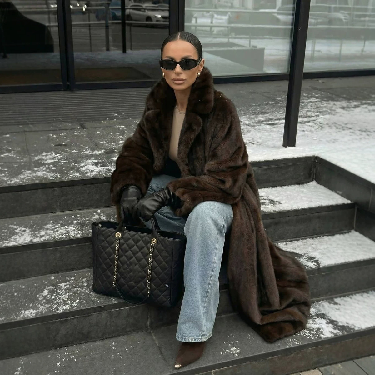 Fashion Brown Faux Fur Overcoat Women Chic Lapel Long Sleeve Fluffy Coat Lady Winter Thicken Warm Highstreet Outerwear 251129 - view 4