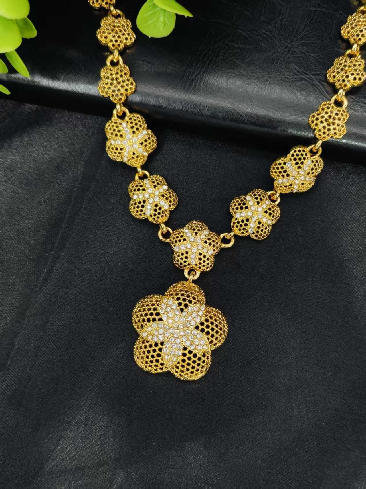 Jewelry set - Dubai flower necklace, earrings, bracelet, ring, jewelry set for Indian brides, necklace set for Indian brides Q261009 - view 5