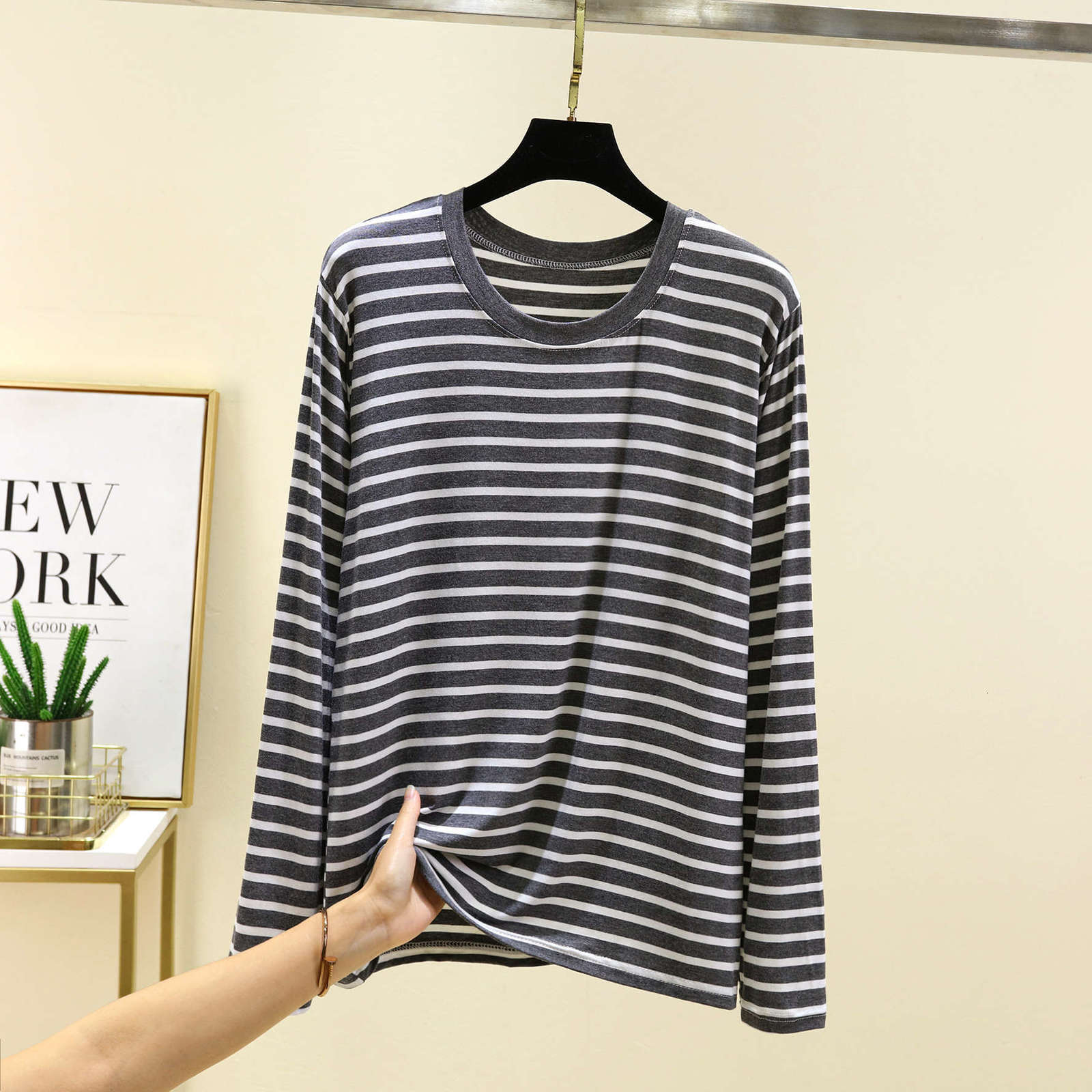 Black white striped UNISEX long sleeved Tshirt Fashion Autumn t shirt for man Cotton elasticity Tshirt Casual y2k men clothing 251103 - view 8