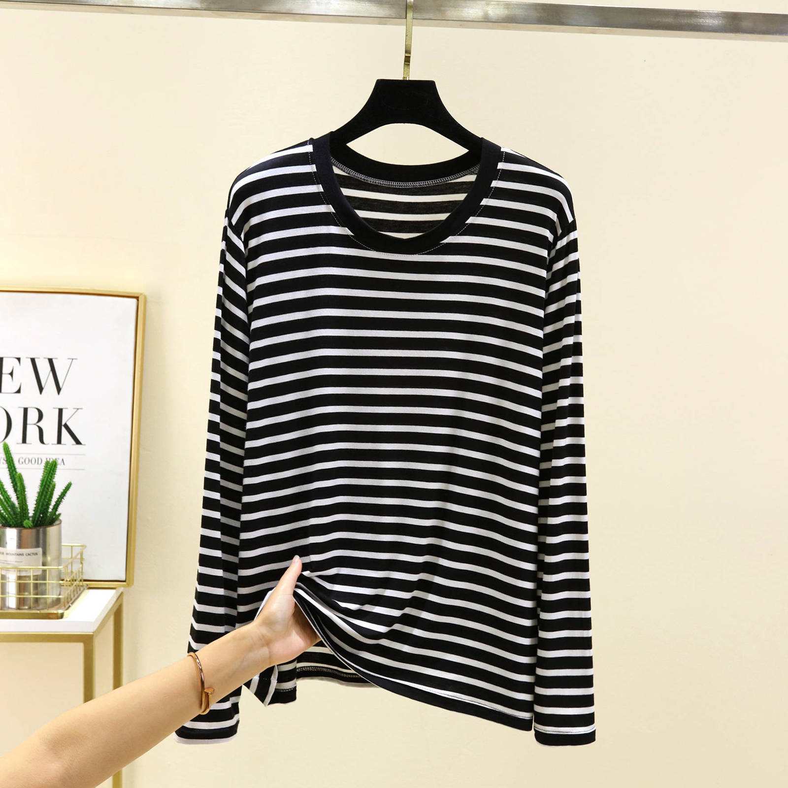 Black white striped UNISEX long sleeved Tshirt Fashion Autumn t shirt for man Cotton elasticity Tshirt Casual y2k men clothing 251103 - view 7