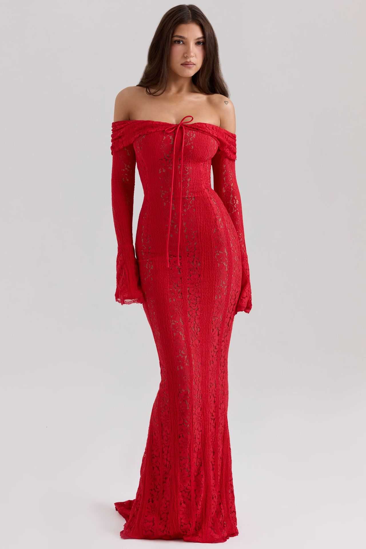 Casual Dresses Lace cutout off-shoulder bell-sleeve bodycon dress elegant and sexy strapless waist-cinching evening gown L2610124147 - view 9