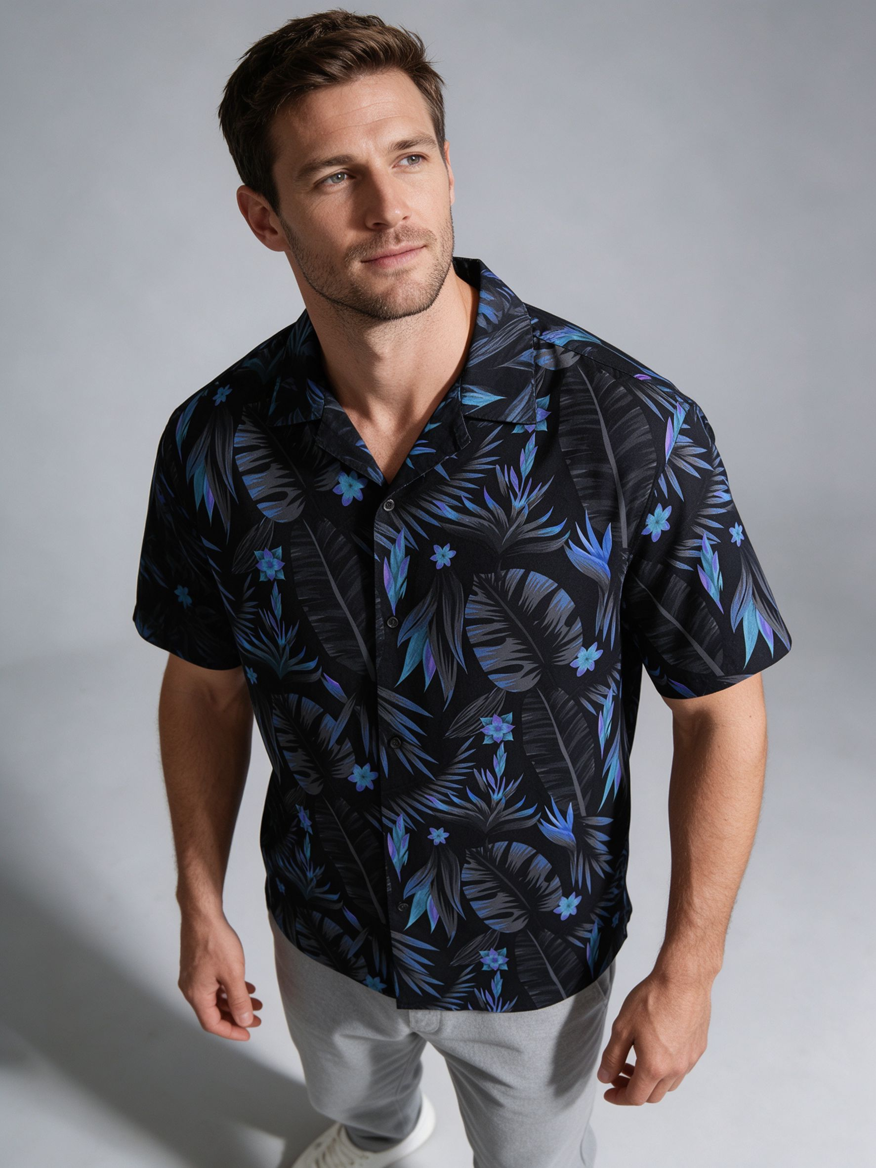 Unique Patterned Menswear: Comfortable Long Lasting Apparel - view 4