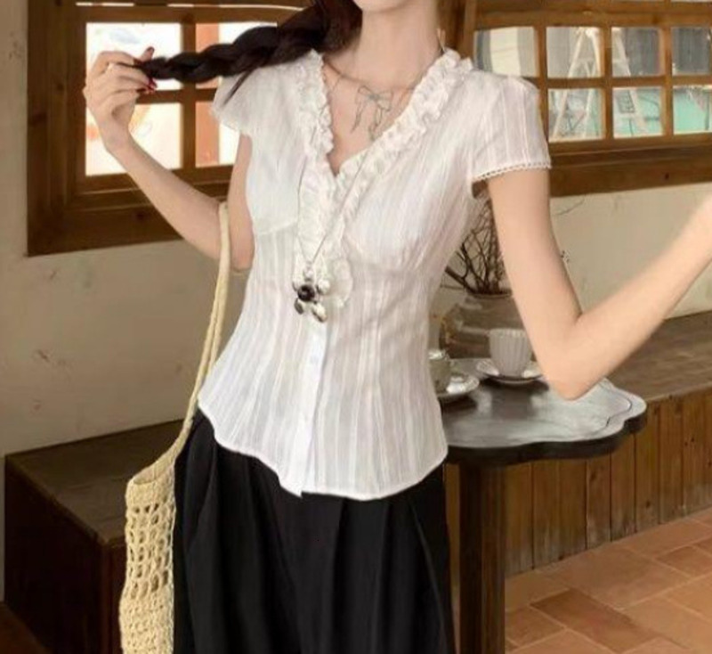 Y2k Tops T shirt 90s Vintage Clothes Women White Punk Slim Bow Aesthetic Lace Harajuku Girl Tees Crop Top Femme Short Sleeve Tee 260410BJ - view 3