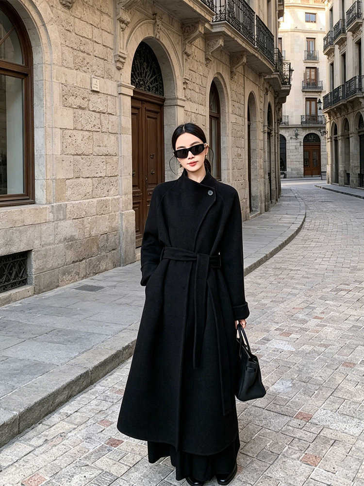 Large Lapel Vintage Tweed Long Coat Women Elegant Loose Double Breasted Belt Coats Lady 2025 Winter Classic Chic Street OvercoatT260813 - view 1