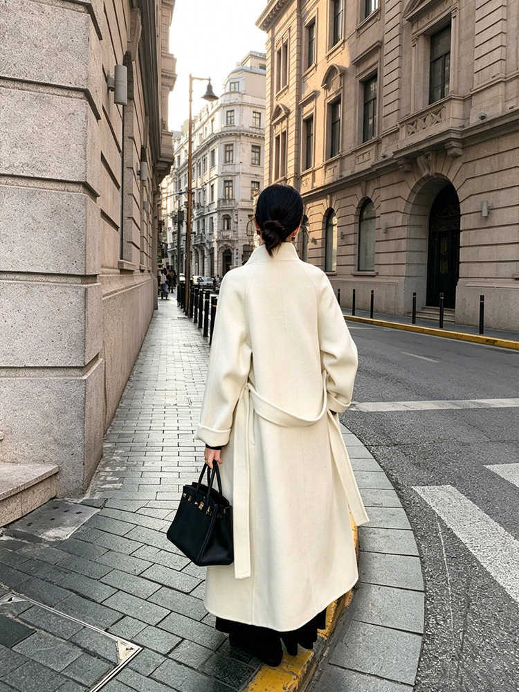 Large Lapel Vintage Tweed Long Coat Women Elegant Loose Double Breasted Belt Coats Lady 2025 Winter Classic Chic Street OvercoatT260813 - view 7