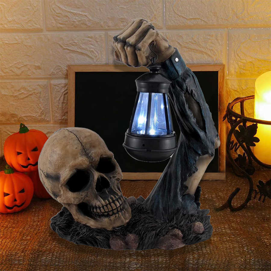 New Halloween Decorative Skull Lantern Resin Craft for Home and Outdoor Decoration Q261017
