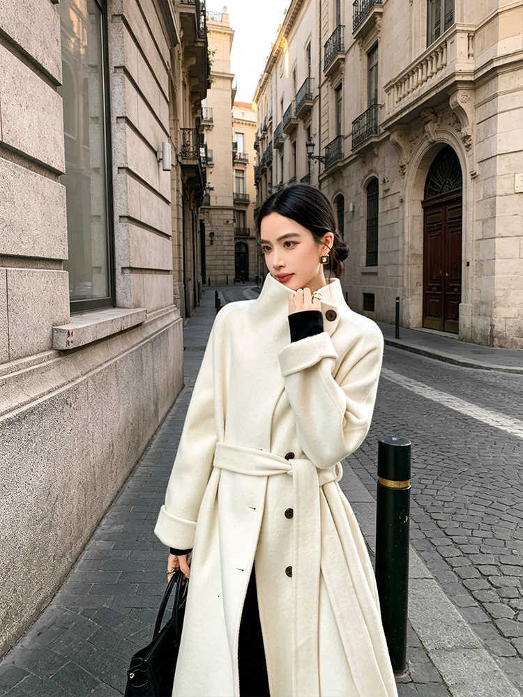 Large Lapel Vintage Tweed Long Coat Women Elegant Loose Double Breasted Belt Coats Lady 2025 Winter Classic Chic Street OvercoatT260813 - view 9