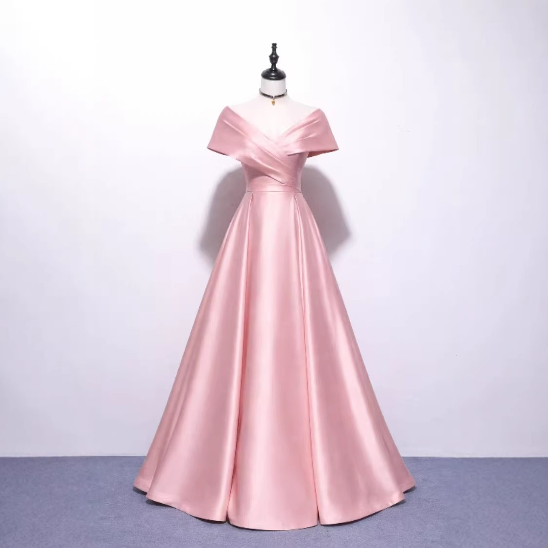 Choral performance costumes long dresses for hosts elegant and sophisticated suitable for vocal arts exams and for adult ceremonies 260702 - view 3