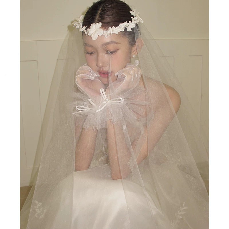 Forest style garland headband, certified white retro lace flower headdress, bride's photo prop design, super fairy beauty - view 3