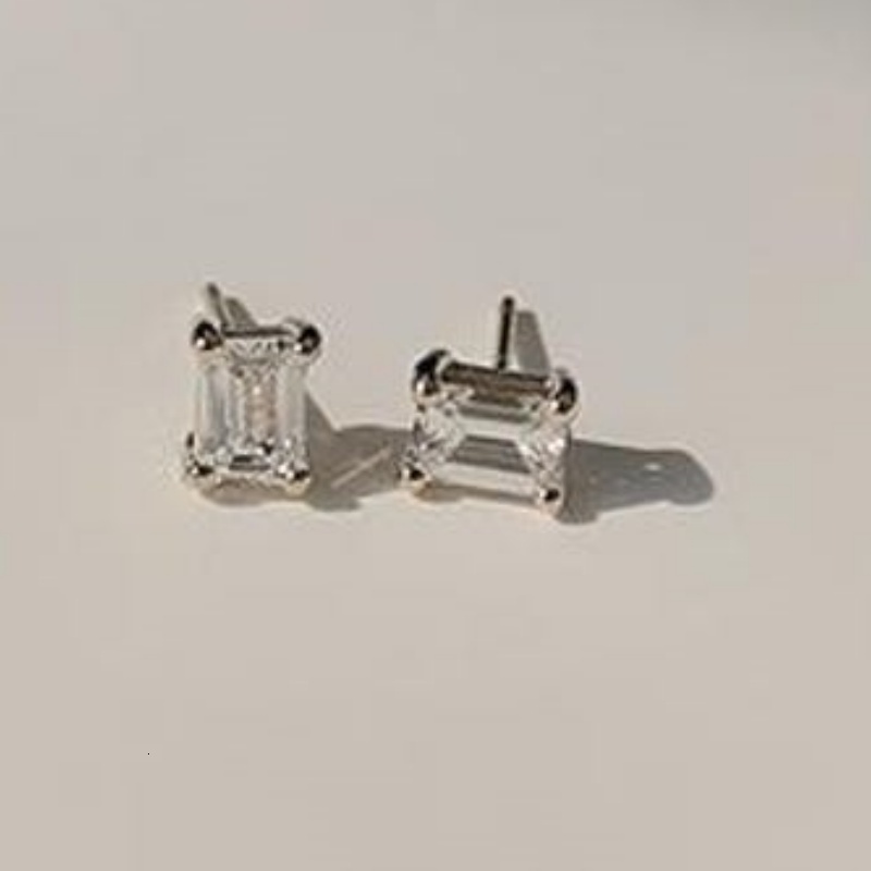 Igi Certified HPHT CVD Vvs1 Lab Grown Created Diamond 14k 18k Solid Gold Earrings White Gold Emerald Cut - view 5