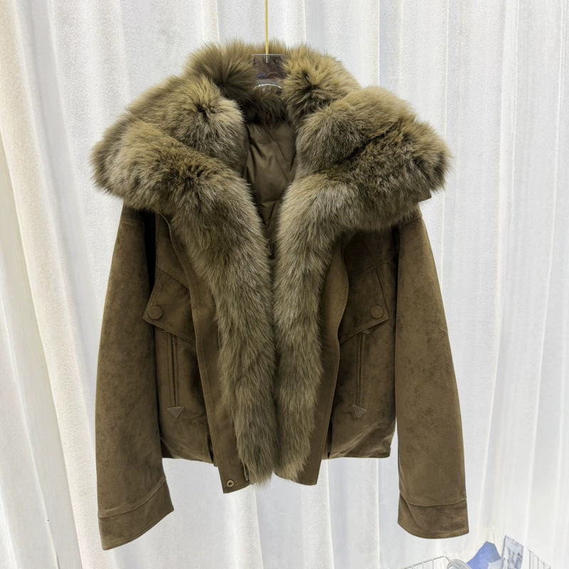 Winter natural fox fur trim jacket, new women's style, American retro design, loose-fitting down jacket - view 5