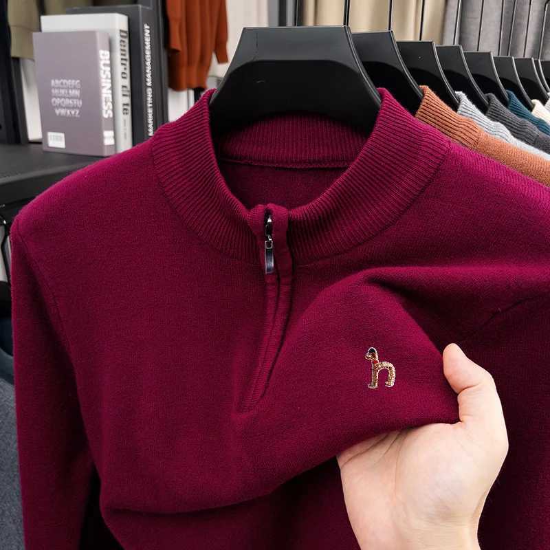 Men's Sweaters Man Long sleeved Knitted Sweater Mock Neck Zipper Exquisite Embroidery Autumn Winter New Pullover Leisure Warmth Sweater H261026