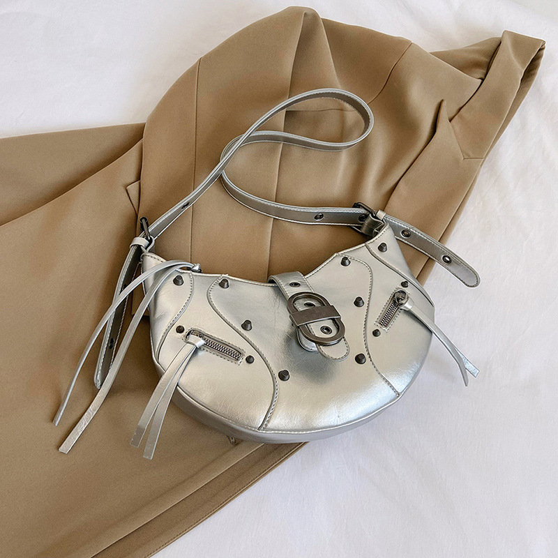 Large Capacity Women's Shoulder Bag: Stylish and Versatile for 2024 dh5727163