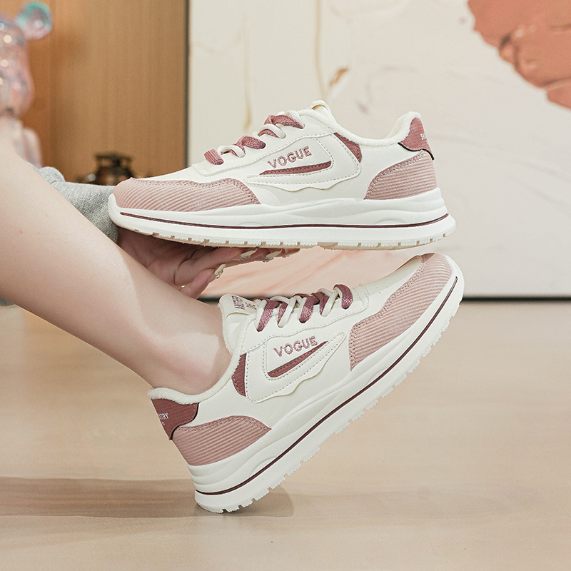 Women's warm and plush casual shoes low cut shoes fashionable sports board shoes